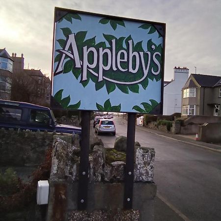Applebys Guest House ホーリーヘッド エクステリア 写真